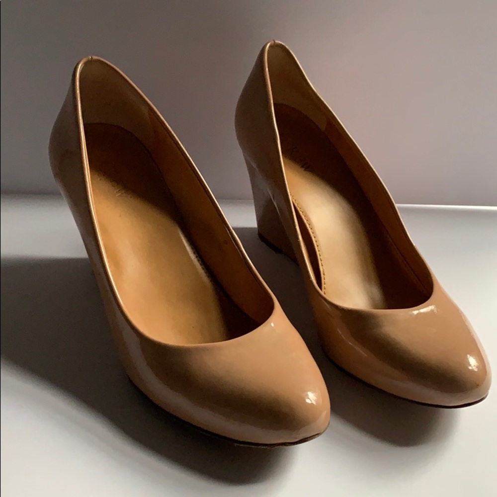 JCREW Nude Wedge Patent Leather Pumps Size 8